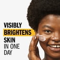 thumbnail image 2 of Crema hidratante Olay Bright & Even Vitamina C con ácido láctico 60 ml, 2 of 8