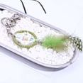 thumbnail image 5 of Colgante de coche de estilo étnico, llavero de aleación hecho a mano con atrapasueños de plumas verdes, 5 of 5