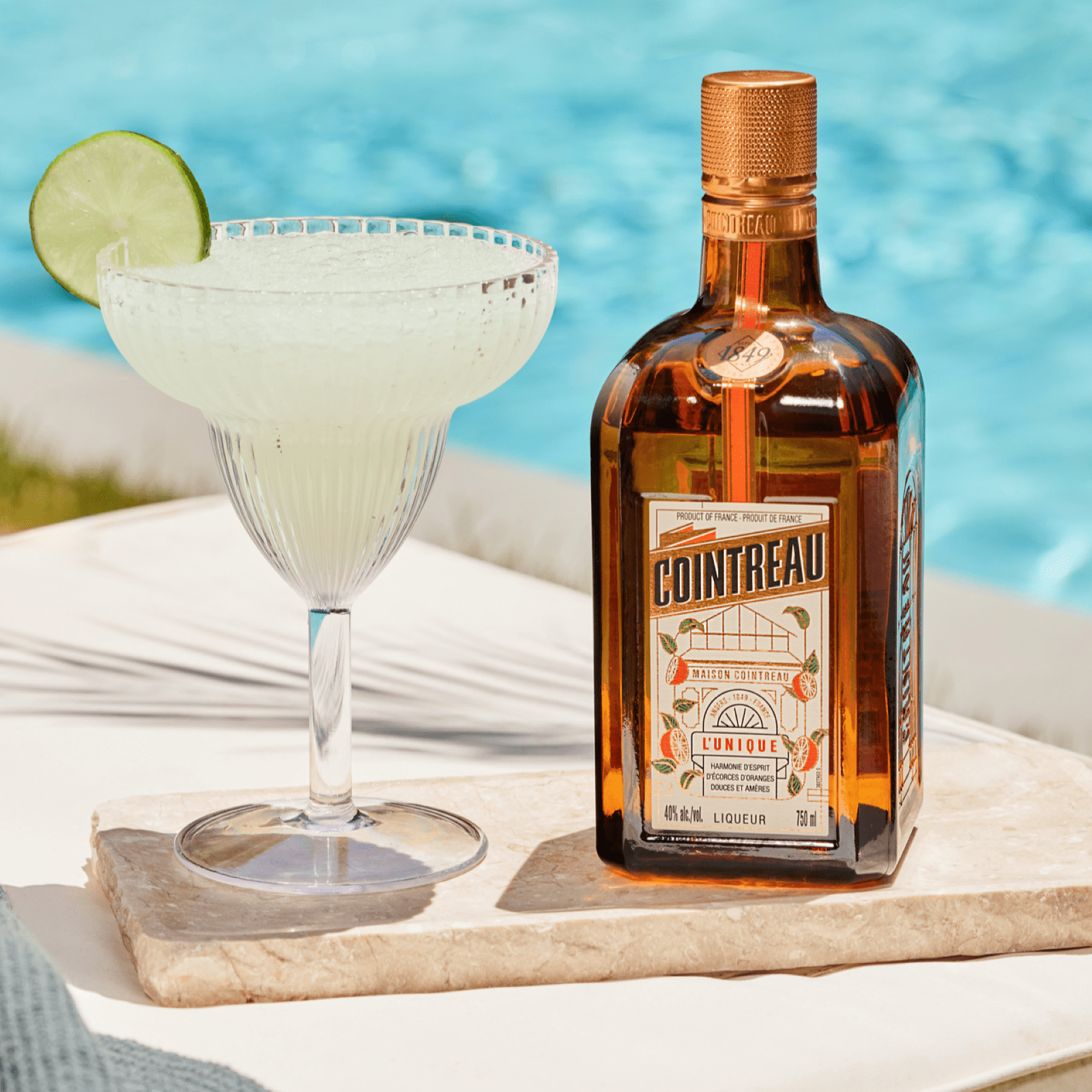Cointreau Orange Liqueur Triple Sec, 750 ml Single Glass Bottle, 40% ABV