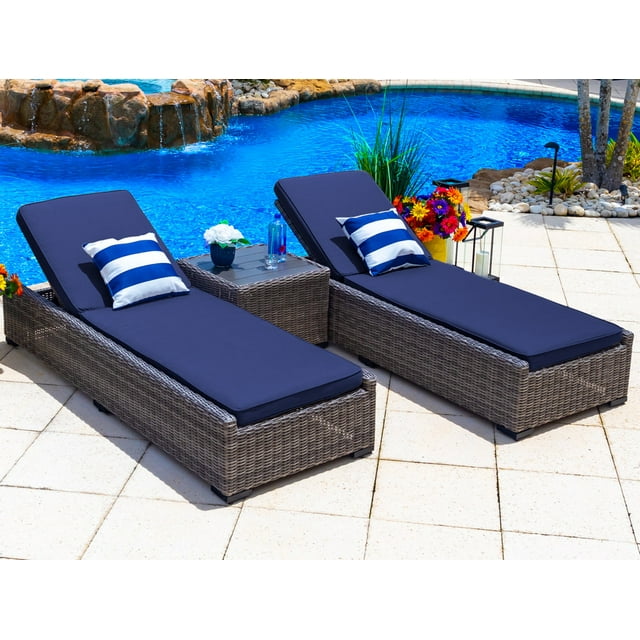Tuscany 3-Piece Resin Wicker Outdoor Patio Furniture Chaise Lounge Set with Two Chaise Lounge Chairs and Side Table (Half-Round Gray Wicker, Sunbrella Canvas Navy)