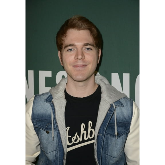 Shane Dawson At In-Store Appearance For Shane Dawson Booksigning For I Hate Myselfie Barnes And Noble Book Store On