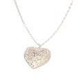 thumbnail image 3 of El collar de amor en forma de corazón se puede abrir con un pequeño enchapado de fotos, collar de caja de fase en forma de corazón de melocotón con flores huecas de estilo coreano para mujer, 3 of 5