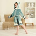 thumbnail image 4 of FORMRS Niños Bathrobe Unisex Hooded Robe Soft Plush Pajamas Sleepwear, Size 7-9T, Black Cat, 4 of 7
