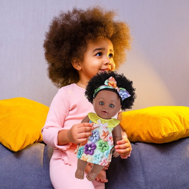 Muñecas negras de 30 cm para niñas de 3, 4, 5 y 6 años con pelo rizado, juguete para perro, muñecas pequeñas para bebés, niñas y niños pequeños, regalo de cumpleaños para fiestas. Muñeca Heiwa.