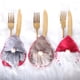 thumbnail image 2 of Billuyoard Soportes de cubiertos de Navidad, bolsas de vajilla resistentes a desgarros de dibujos animados, telas no tejidas, cuchara, tenedor, Kits de decoración para fiestas Gris, 2 of 6