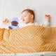 thumbnail image 4 of Fiudx Muñeca Bebé Renacida, Material de Vinilo Suave, Apariencia Realista con Conjunto de Ropa, Ideal para Accesorios de Fotografía, Regalo de Navidad o Cumpleaños, 7.87 Pulgadas, Incluye Chupete y M, 4 of 7