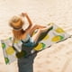 thumbnail image 2 of Toallas de playa extragrandes, súper suaves y de secado rápido, ideales para viajes, baño, natación, camping, actividades al aire libre y deportes, 76 x 127 cm., 2 of 6