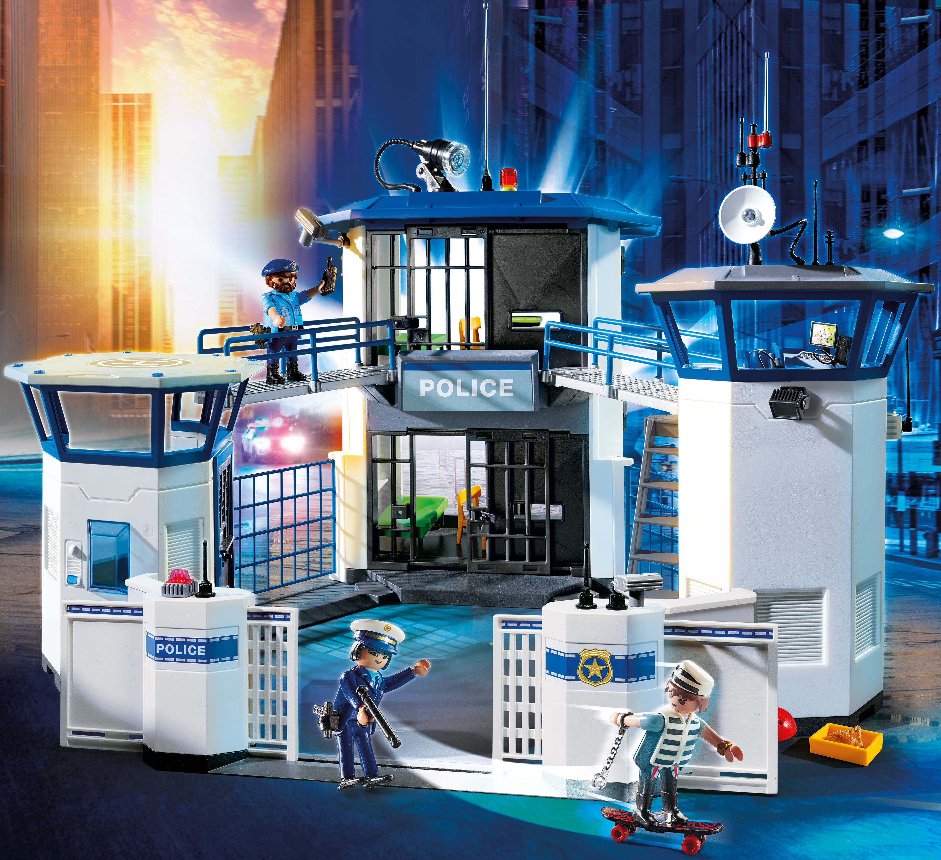 PLAYMOBIL Police Command Center with Action Figure Set, 256 Pieces - Walmart.com