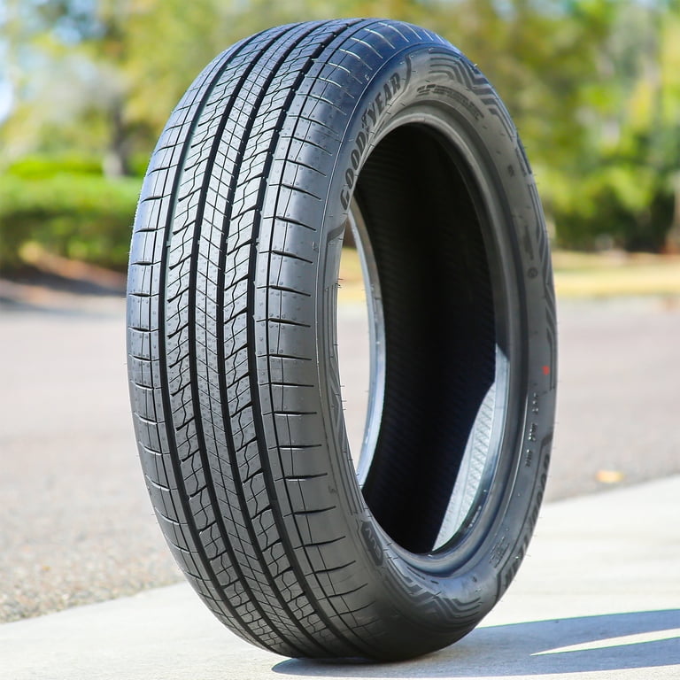 Goodyear Assurance MaxGuard SUV 225/65R17 102V a/s All Season Tire