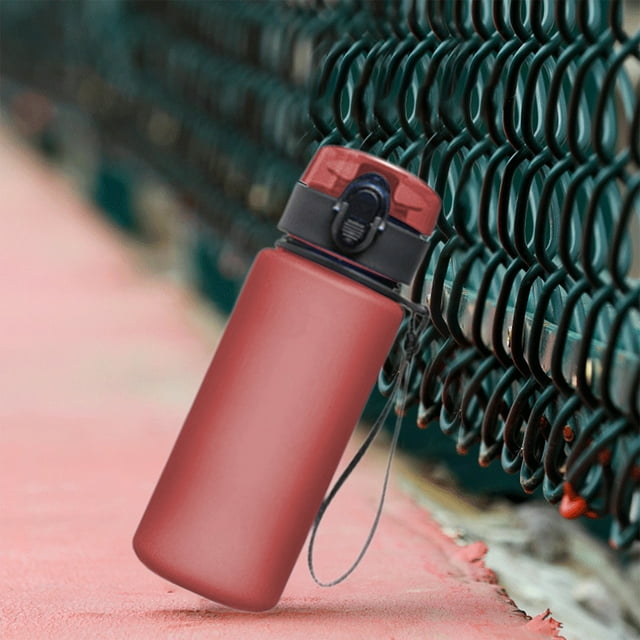 Botella de agua deportiva a prueba de fugas con asa | Vaso espacioso portátil para gimnasio | Plástico de 400 ml | Boca ancha | Tapa segura | Agarre ergonómico | Hidratación ligera para viajes