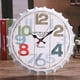 thumbnail image 2 of Cerveza Soda Bottle Cap Reloj de pared Estilo europeo Metal Restaurante Bar Hogar Cafetería Decoración Reloj, 34cm Inevent JJ15749-05, 2 of 5