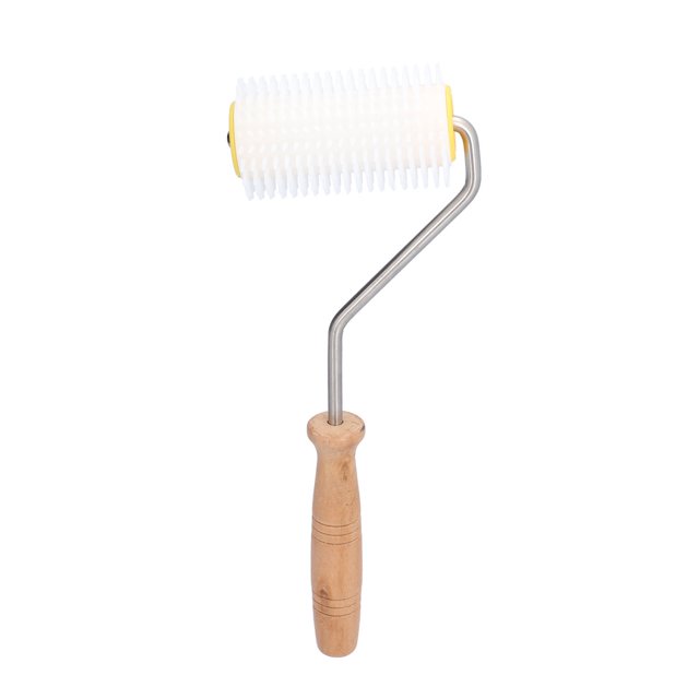 Honey Roller, Plastic Roller Wooden Handle Beehive Extracting Roller Beekeeping Tool With Incisive Gears For Beehive