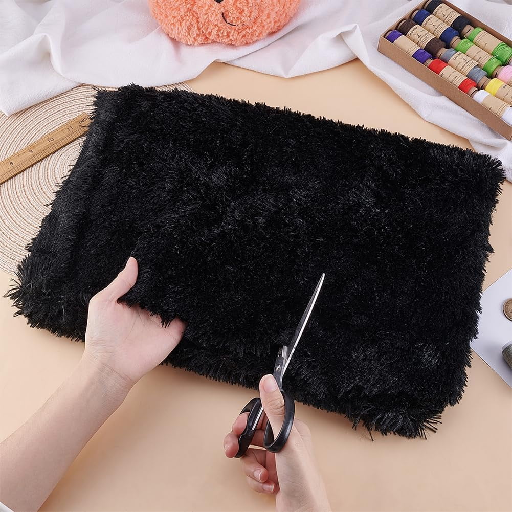 PH 1 Yard x 61 Inch Black Fur Fabric Plush Fabric Fluffy Fur Fabric Craft Fur Fuzzy Fabric for DIY Crafts Christmas Winter Costume Gnome Pillow Sewing Decor 3/4 inch Pile Black