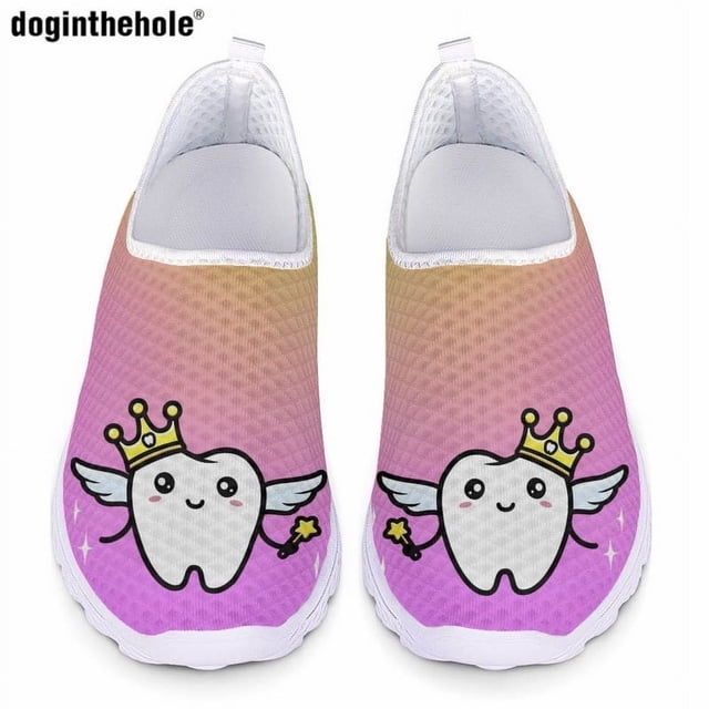 Doginthehole - Zapatos de enfermera informales a la moda para mujer, nuevos, ligeros, cómodos, de malla transpirable, zapatos planos con estampado de dientes de dibujos animados