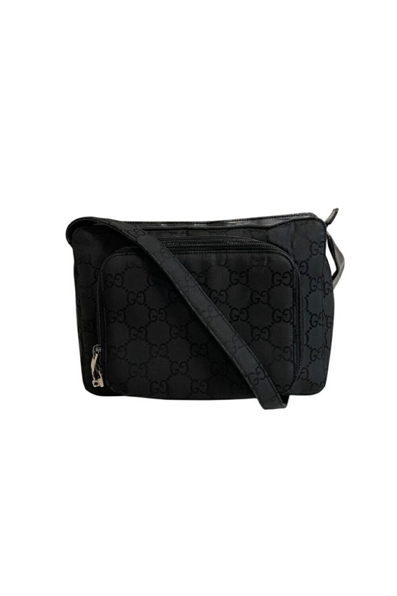 Pre-Owned GUCCI 2058 GG pattern shoulder bag in black, unisex (Fair)
