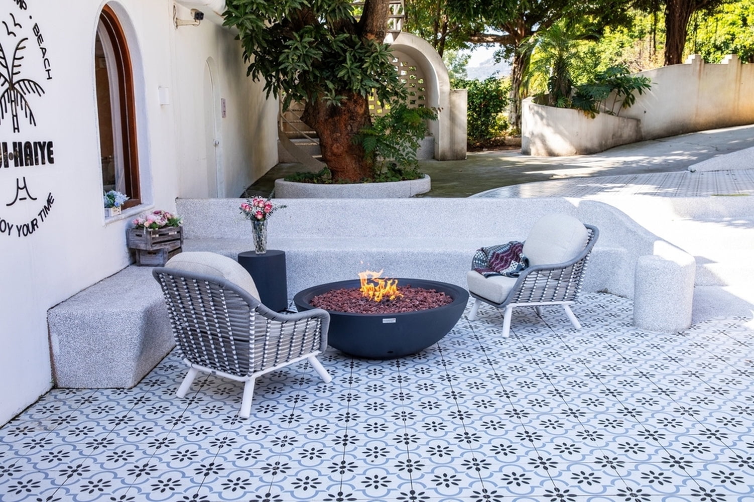 Sol Living Rose Bowl Natural Gas Fire Pit for Outside Outdoor Firepit Table Firepit Concrete Fire Table Patio Heater Fireplace Lava Rock 60,000 BTUs - Dark Grey, 48 x 48 Inches