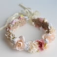 thumbnail image 4 of Diadema floral de boda de 1 pieza, corona de flores nupcial de boda Tocado de playa de guirnalda de dama de honor floral, para bodas y días festivos (blanco), 4 of 5