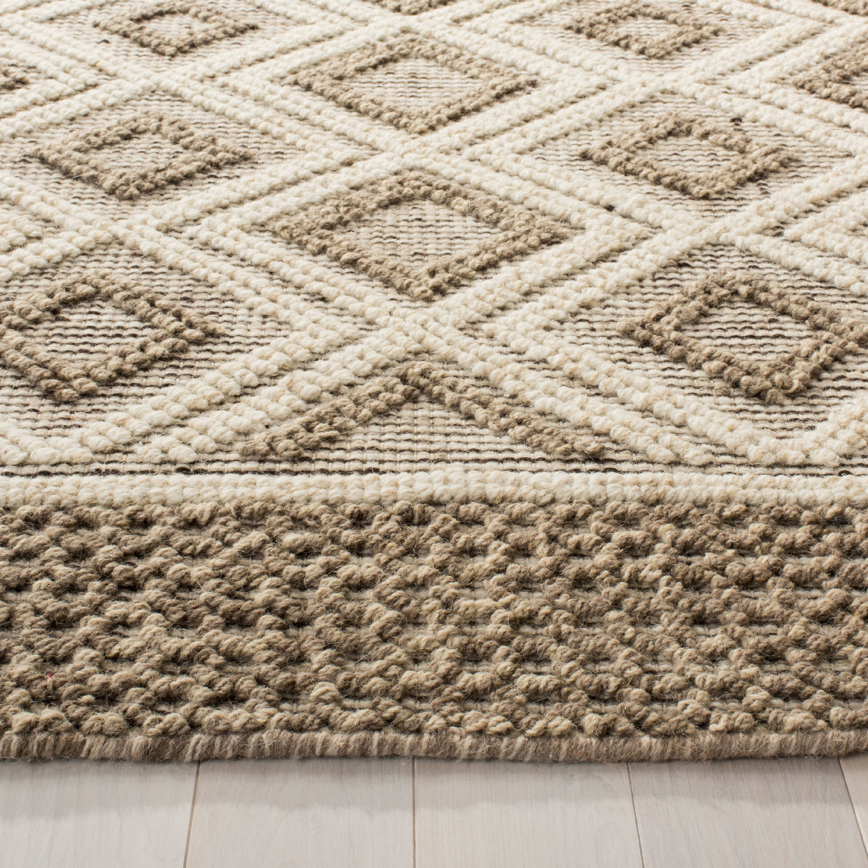 SAFAVIEH Vermont Hyde Geometric Runner Rug, Beige/Ivory, 2'3" x 12'