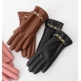thumbnail image 4 of Guantes de cuero sintético con cadena de moda para mujer, cálidos y de terciopelo, gruesos, con dedos completos, para conducción al aire libre, con pantalla táctil, 4 of 5