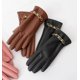 thumbnail image 4 of Guantes de cuero sintético con cadena de moda para mujer, cálidos y de terciopelo, gruesos, con dedos completos, para conducción al aire libre, con pantalla táctil, 4 of 5