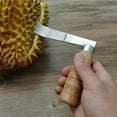 thumbnail image 4 of Durian de acero Durian Peel Break Tool Apertura fácil Mango de madera Manual Durian Shelling para comestibles Restaurante Cocina, 4 of 7