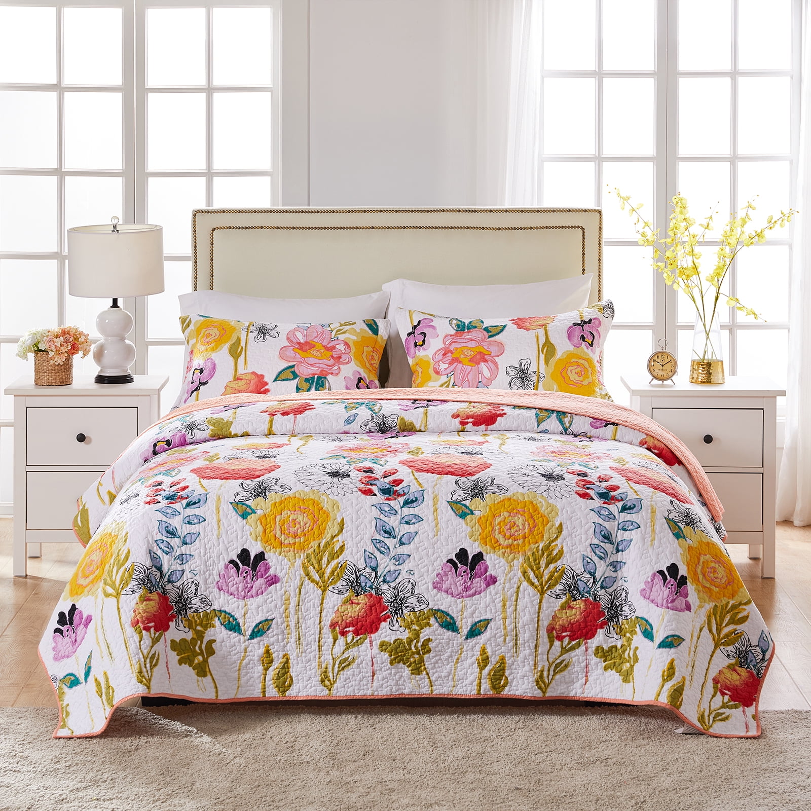 Global Trends Wildflower Dream Modern Floral 100% Cotton Reversible Quilt Set, White, 2-Piece Twin/XL