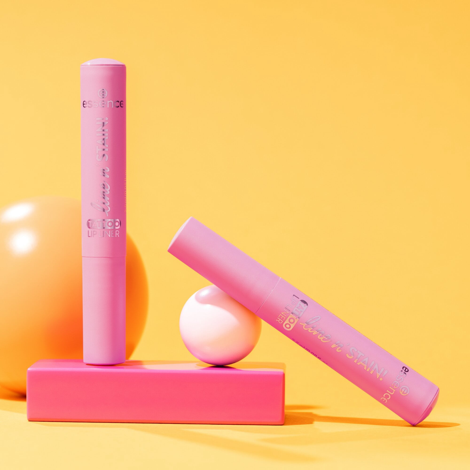 essence Line N' Stain! Tattoo Lip Liner 01 Everyone's Nude-Pink