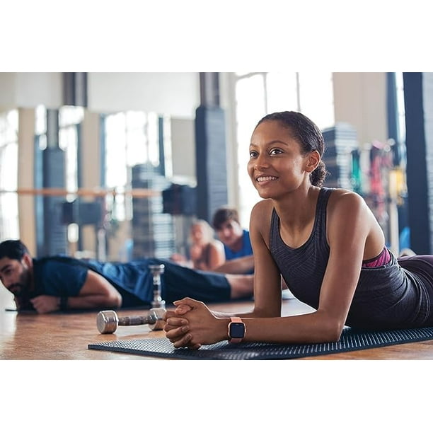 Fitbit versa black band hot sale