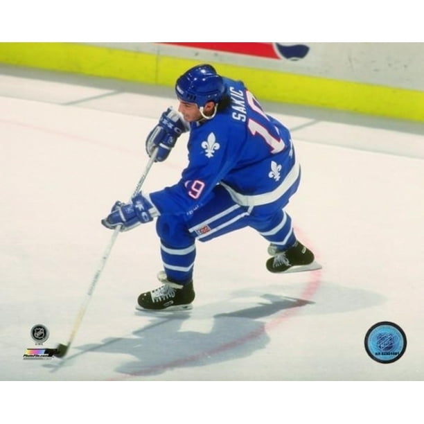 joe sakic action figure