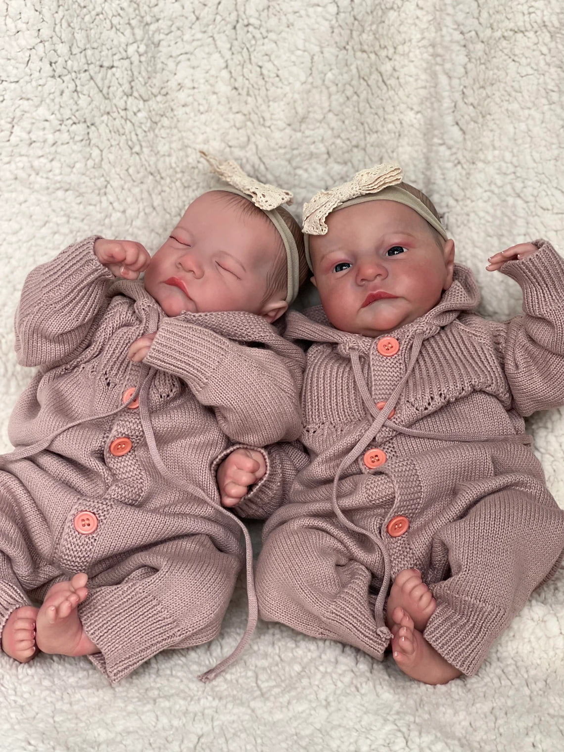 iCradle Newborn Baby Dolls 18 Inch 45 cm Sleeping Realistic Adorable Reborn Baby Doll Twins Cloth Body Xmas Gift Set for Kids Age 3+