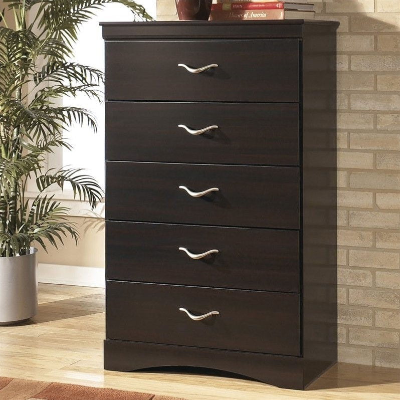 Signature Design By Ashley Furniture X Cess 5 Drawer Chest In