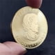 thumbnail image 3 of Moneda conmemorativa Hoja de Arce de Canadá, 1 onza, hierro dorado fino, 3 of 3