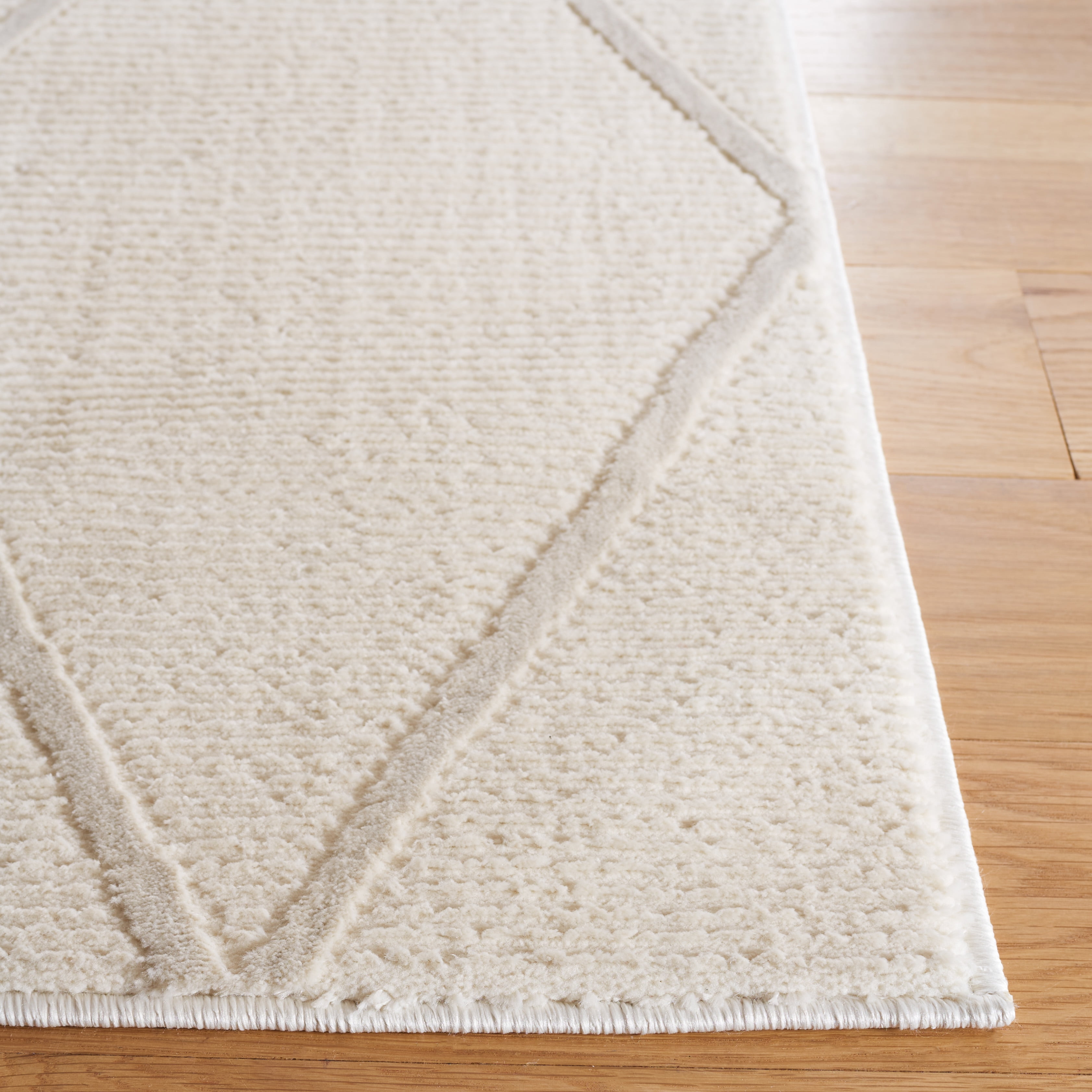 Safavieh Revive Lorrin Diamond Polyester Runner Rug, Ivory, 2'3" x 8'