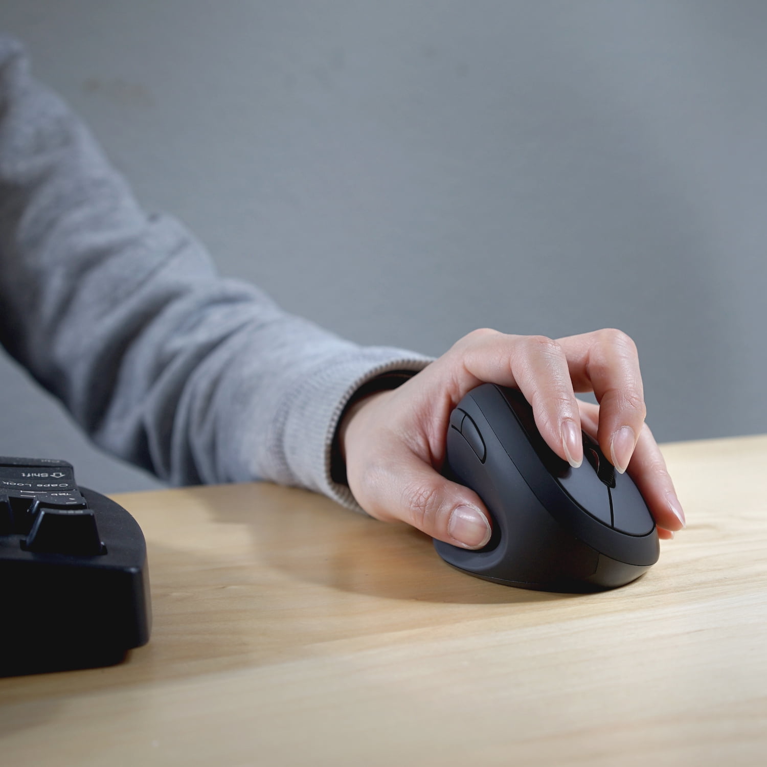 Perixx Perimice-719L, Left Handed USB Wireless Vertical Computer Mouse, Portable Size, 3 Level DPI