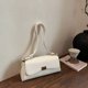 thumbnail image 4 of Bolso Mano Sencillo 1, 4 of 9
