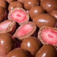 thumbnail image 4 of Freeze-dried strawberries in milk chocolate - 500 g (1.1lb), 4 of 5