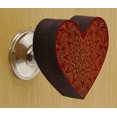 thumbnail image 2 of IBA Indianbeautifulart Boutons de Meubles Gravés Rouges, Lot de 10, 2 of 3
