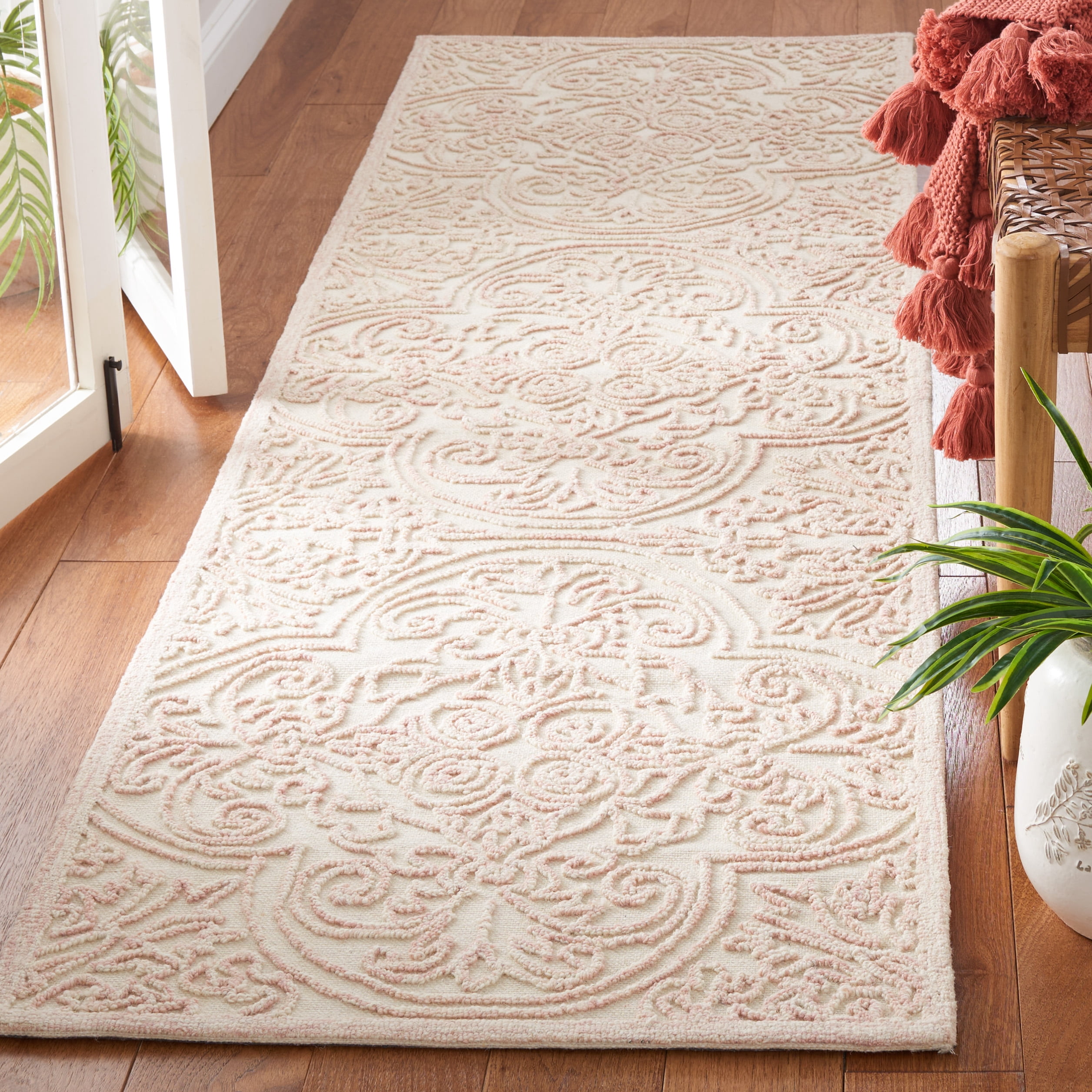 SAFAVIEH Martha Stewart Trace Floral Runner Rug, Ivory/Pink, 2'3" x 12'