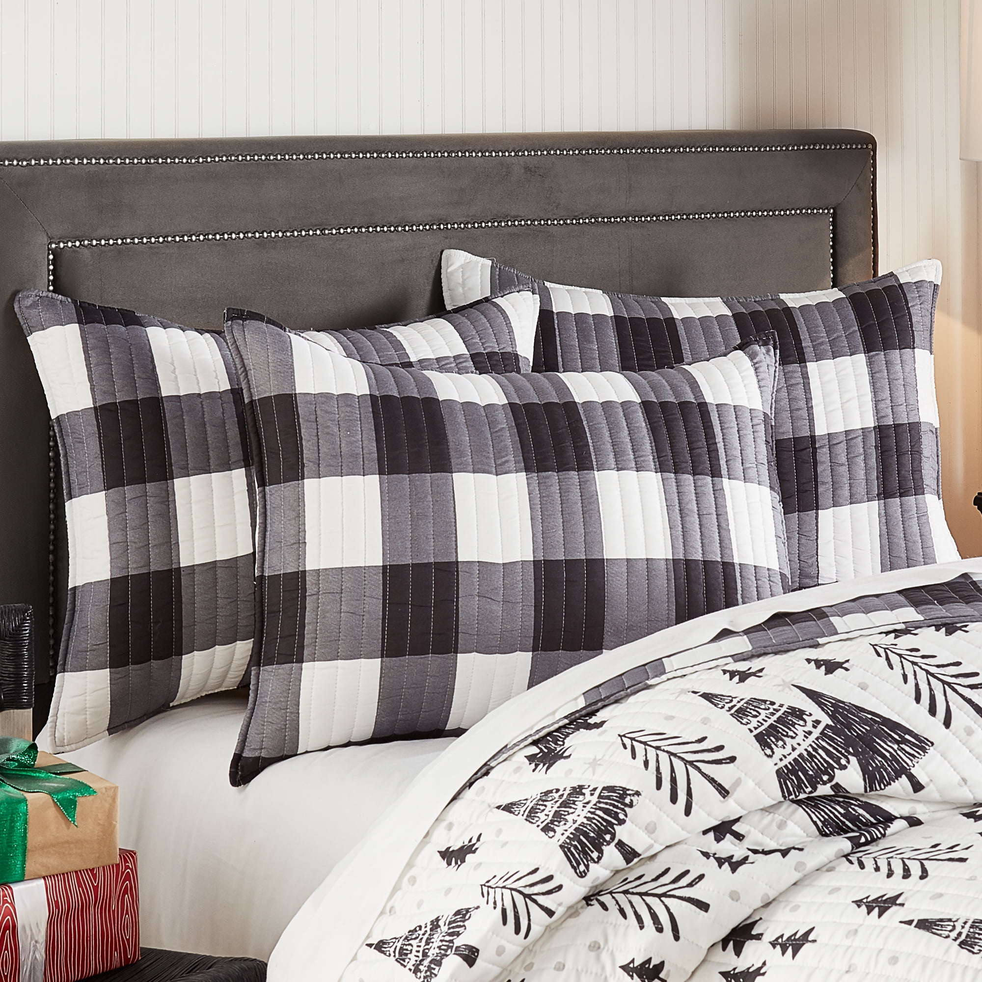 Levtex Home - Northern Star Quilt Set - Full/Queen Quilt + Two Standard Pillow Shams - Christmas Tree - Black and White - Quilt Size (88x92in.) and Pillow Sham Size (26x20in.) - Reversible
