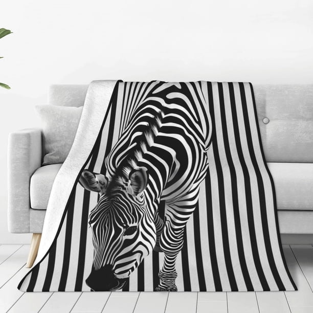 Fotbe Optical Zebra Illusion Manta de Franela Acolchonada con Estampado, Súper Suave y Esponjosa, Extra Grande para Sofá, Cama, Uso Todo el Año-50"x40"