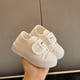 thumbnail image 1 of Zapatos blancos de primavera y otoño, zapatos de malla transpirables para niños de 1 a 6 años, zapatos para bebés, zapatos de tabla, zapatos de lona, zapatillas deportivas, 1 of 6