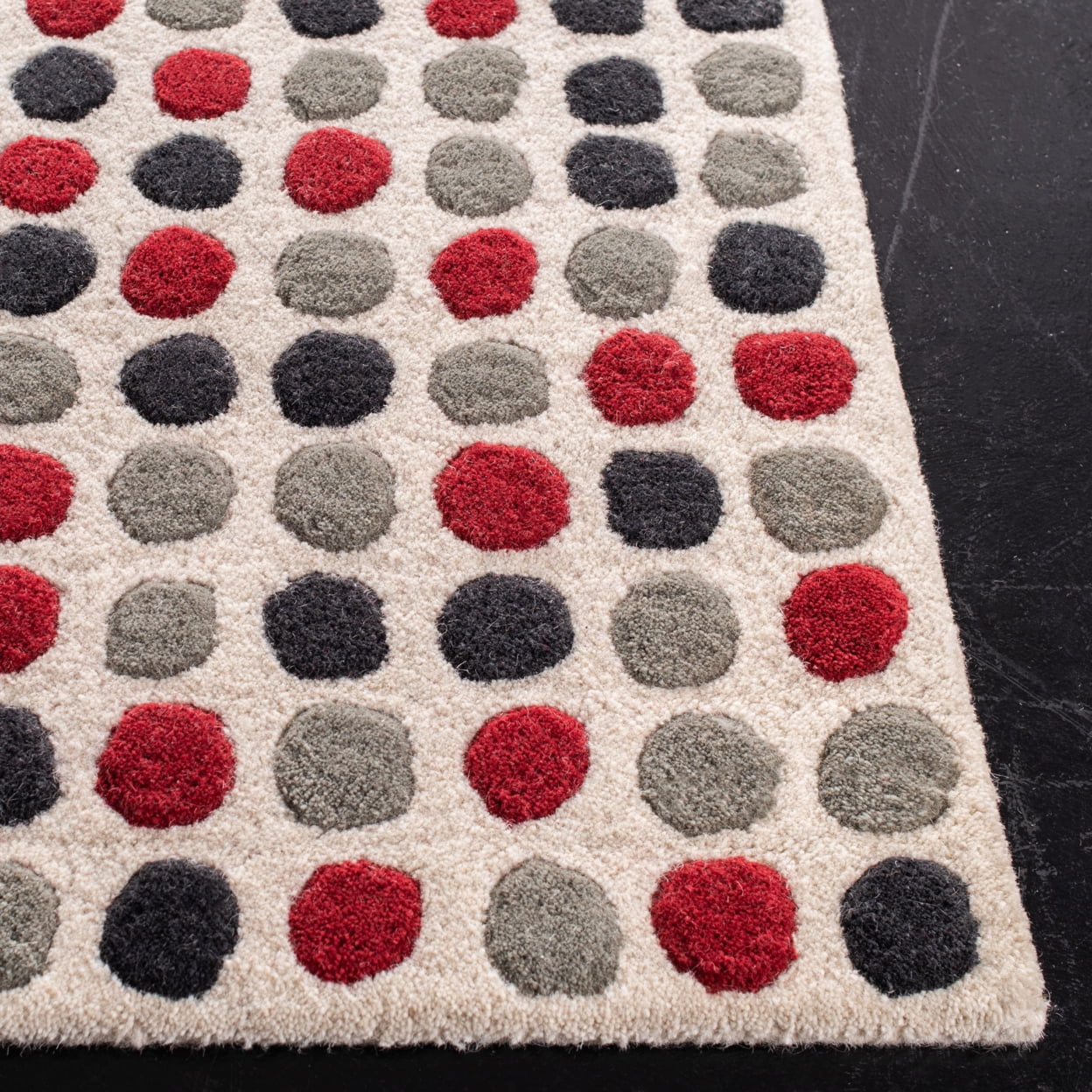 SAFAVIEH Soho Ryan Geometric Dotted Wool Area Rug, Ivory/Multi, 2'6" x 4'