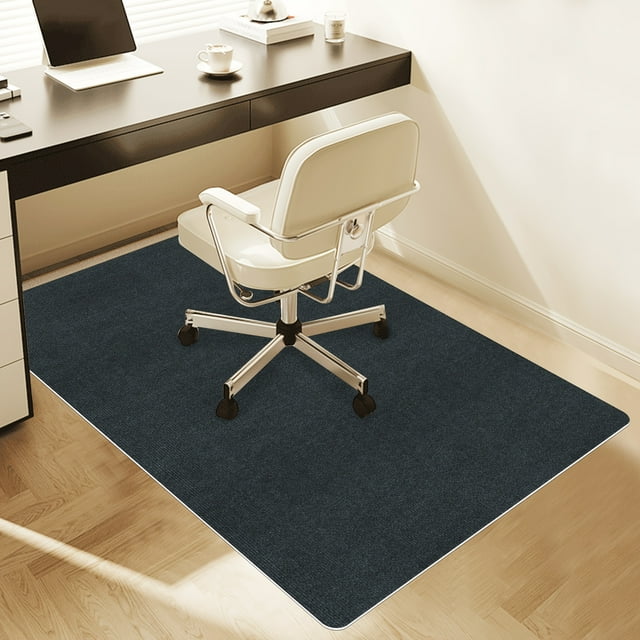 LEEYNEER Chair Mat Designed for Office Use Suitable for Carpeted Floors Providing Protection for Carpets While Preventing Slipping.