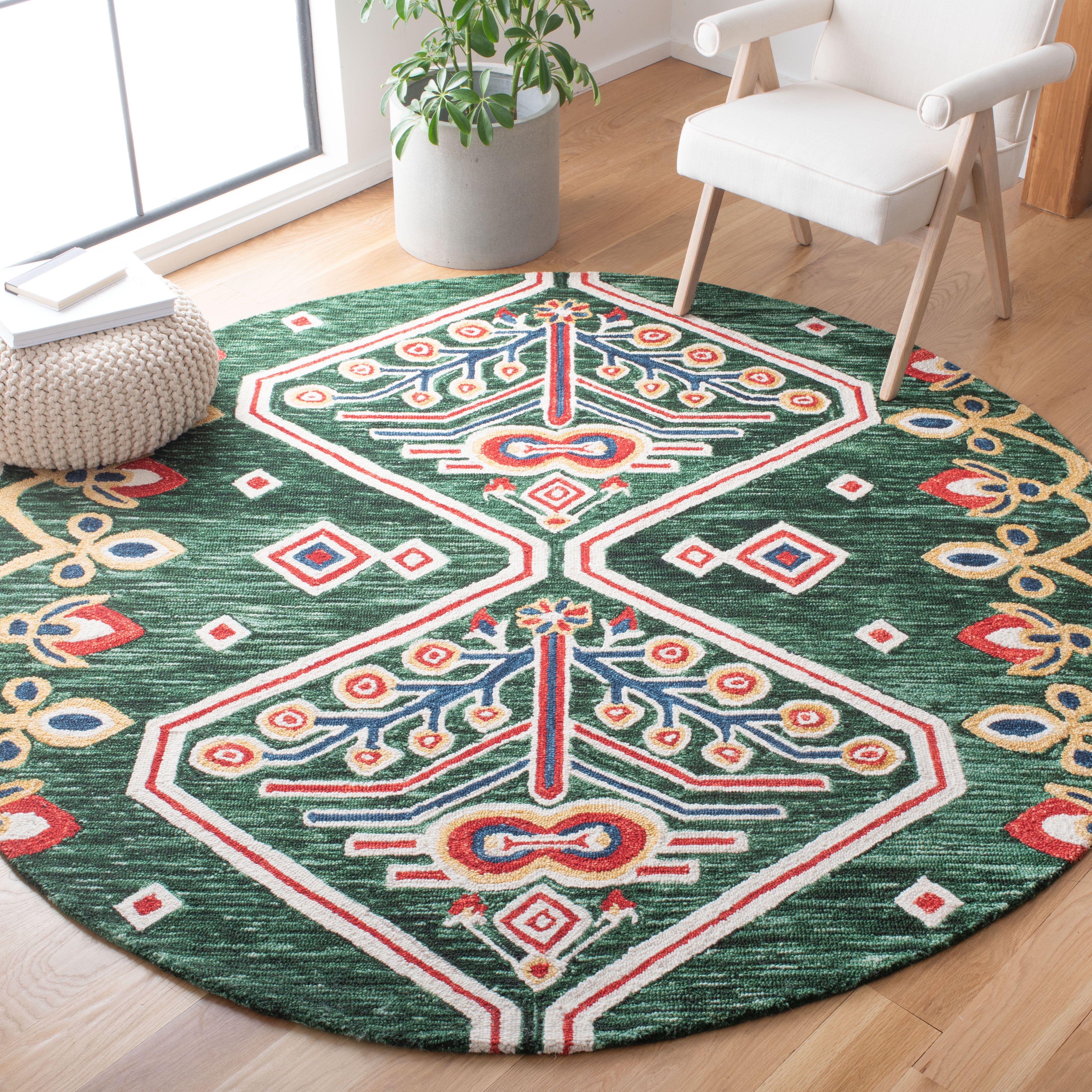 SAFAVIEH Aspen Eirann Southwestern Wool Area Rug, Green/Ivory, 7' x 7' Round
