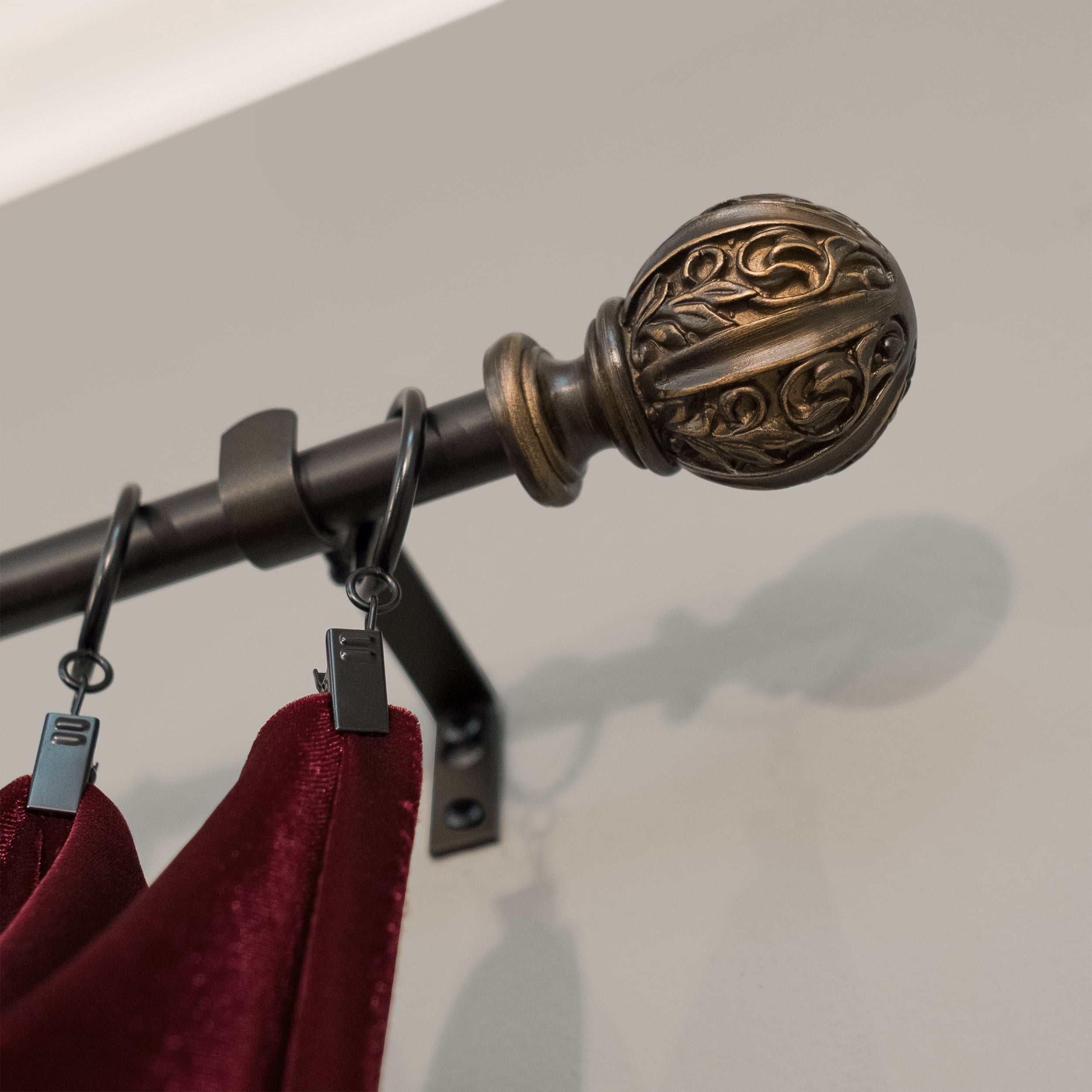 Montevilla Core Leaf Ball 5/8" Curtain Rod Set