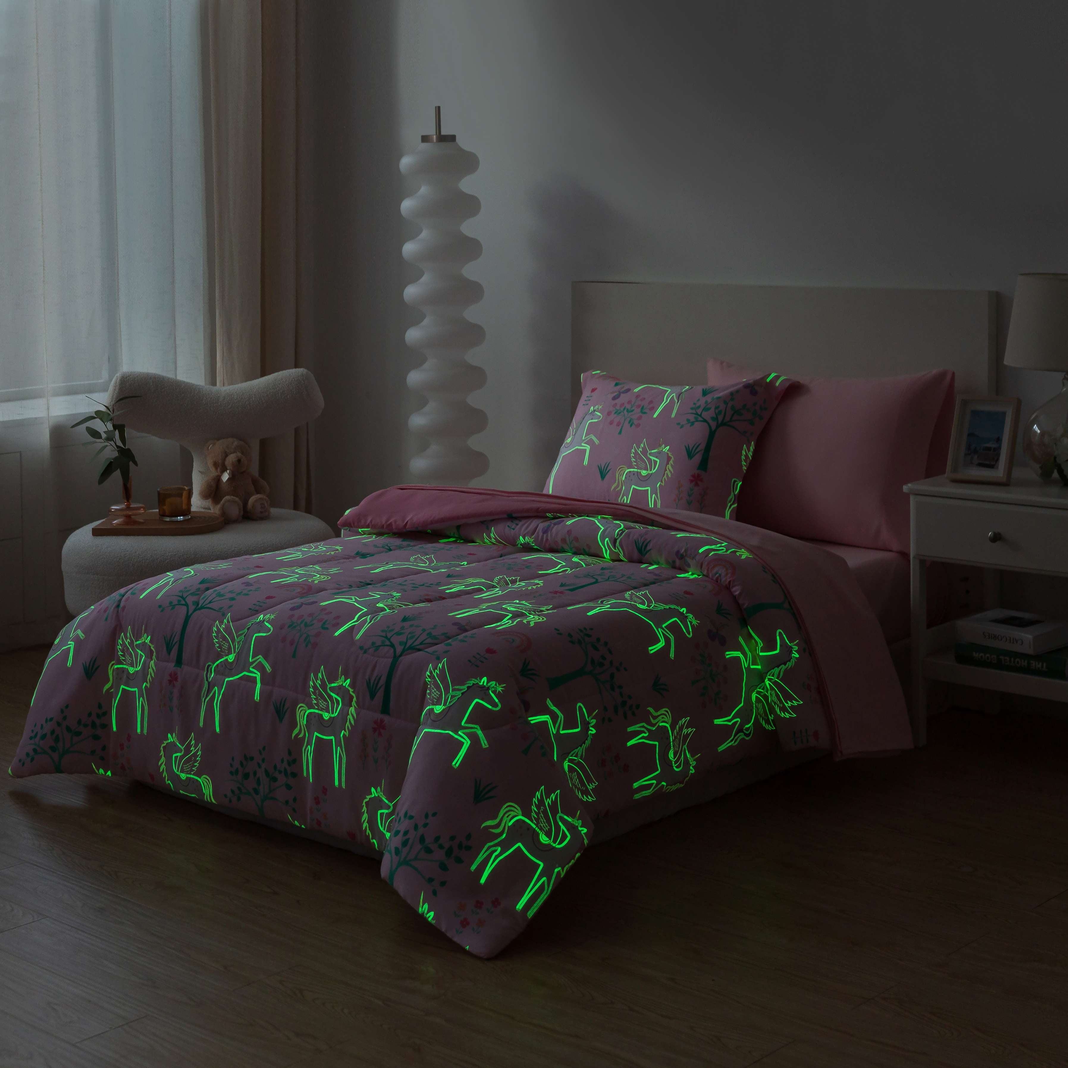 Your Zone Glow in the Dark Pink Unicorn 5-Piece Twin Bedding Set with Fabric Storage Bag