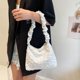 thumbnail image 5 of Bolsa Bolso de hombro plisado retro para mujer Bolso de gran capacidad informal (Blanco) JShteea Para Estrenar, 5 of 9