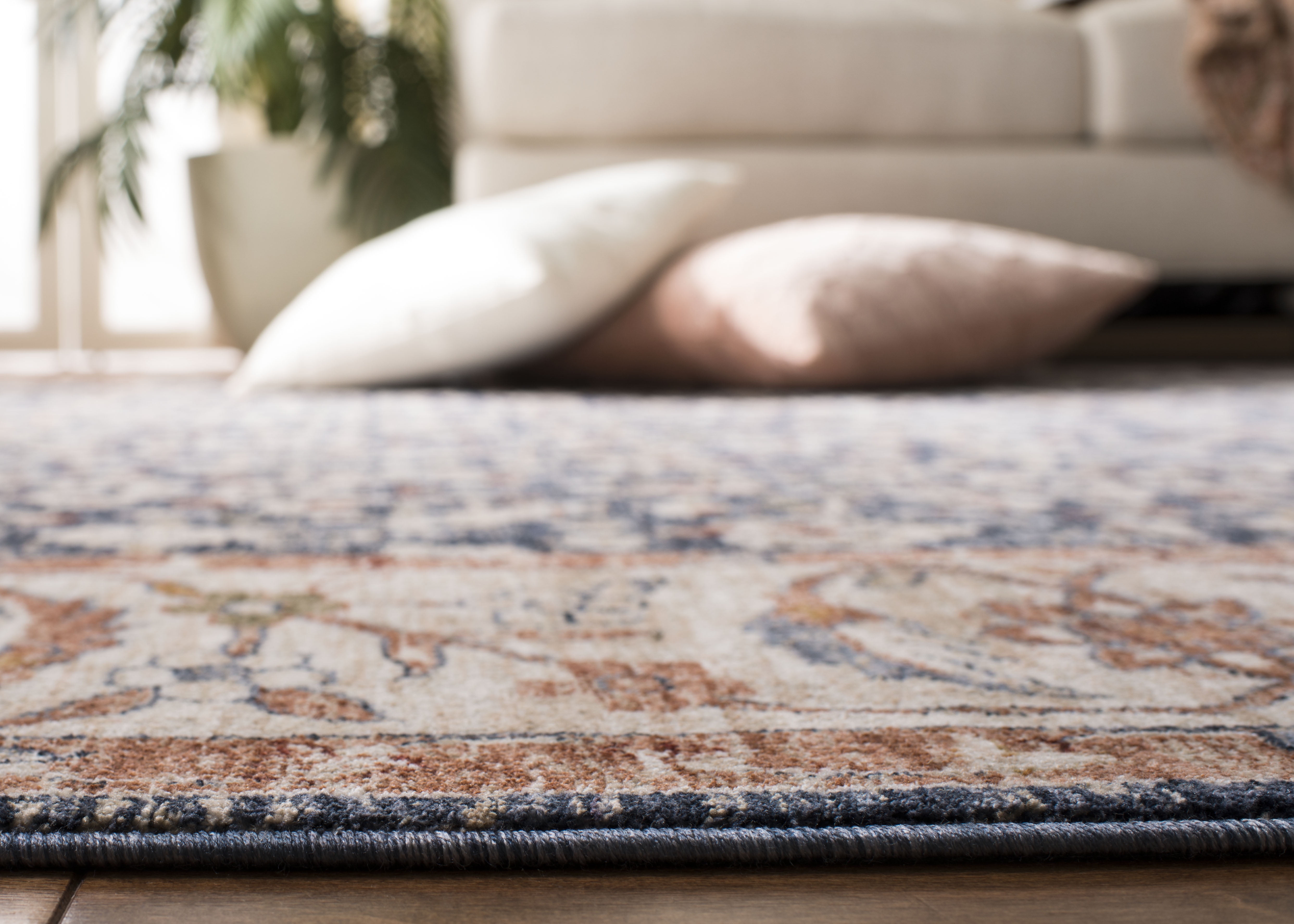 Safavieh Heirloom Rayen Oriental Polyester Area Rug, Navy/Beige, 9' x 12'