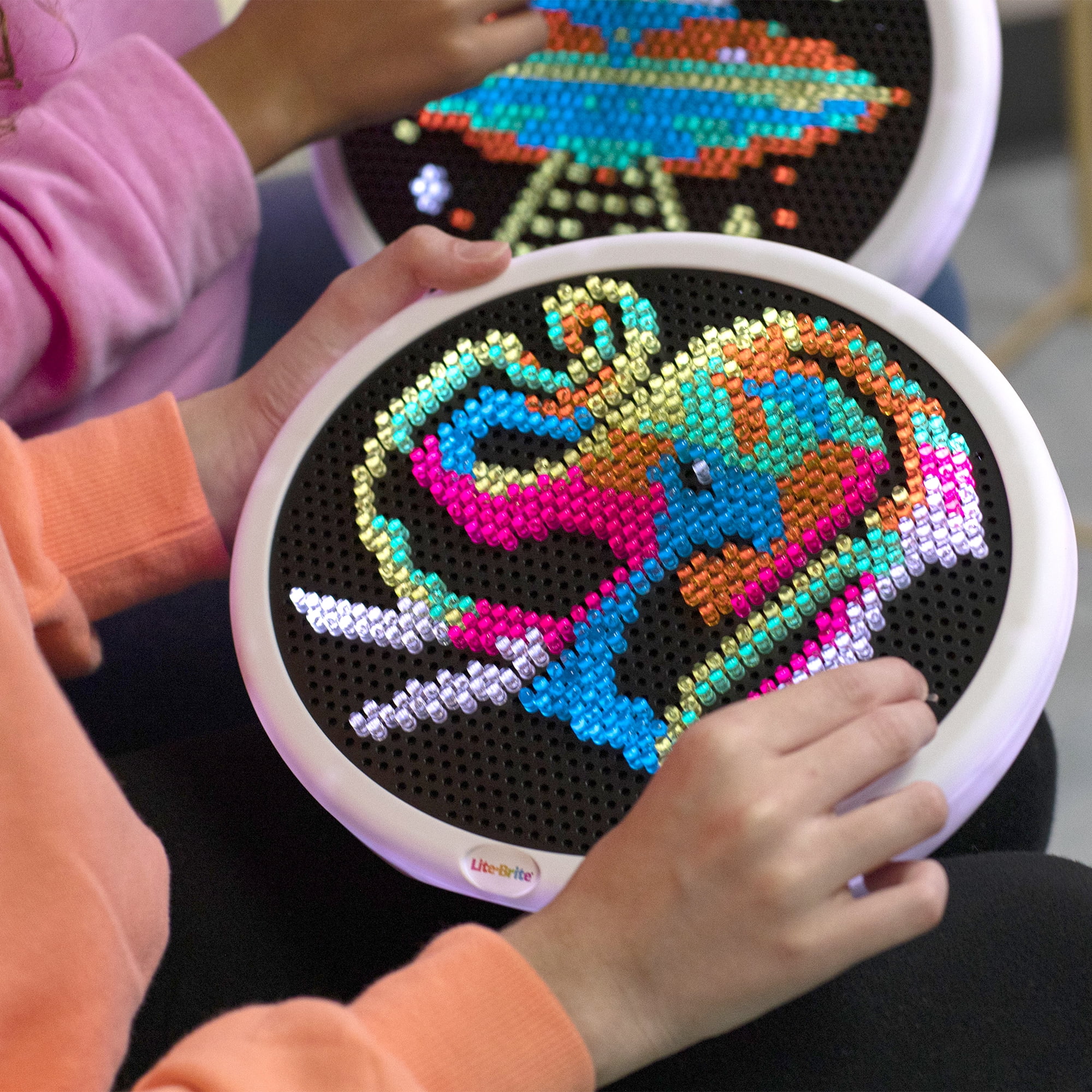 Lite Brite Oval HD Animate Mode Art Template (8 HD Templates)
