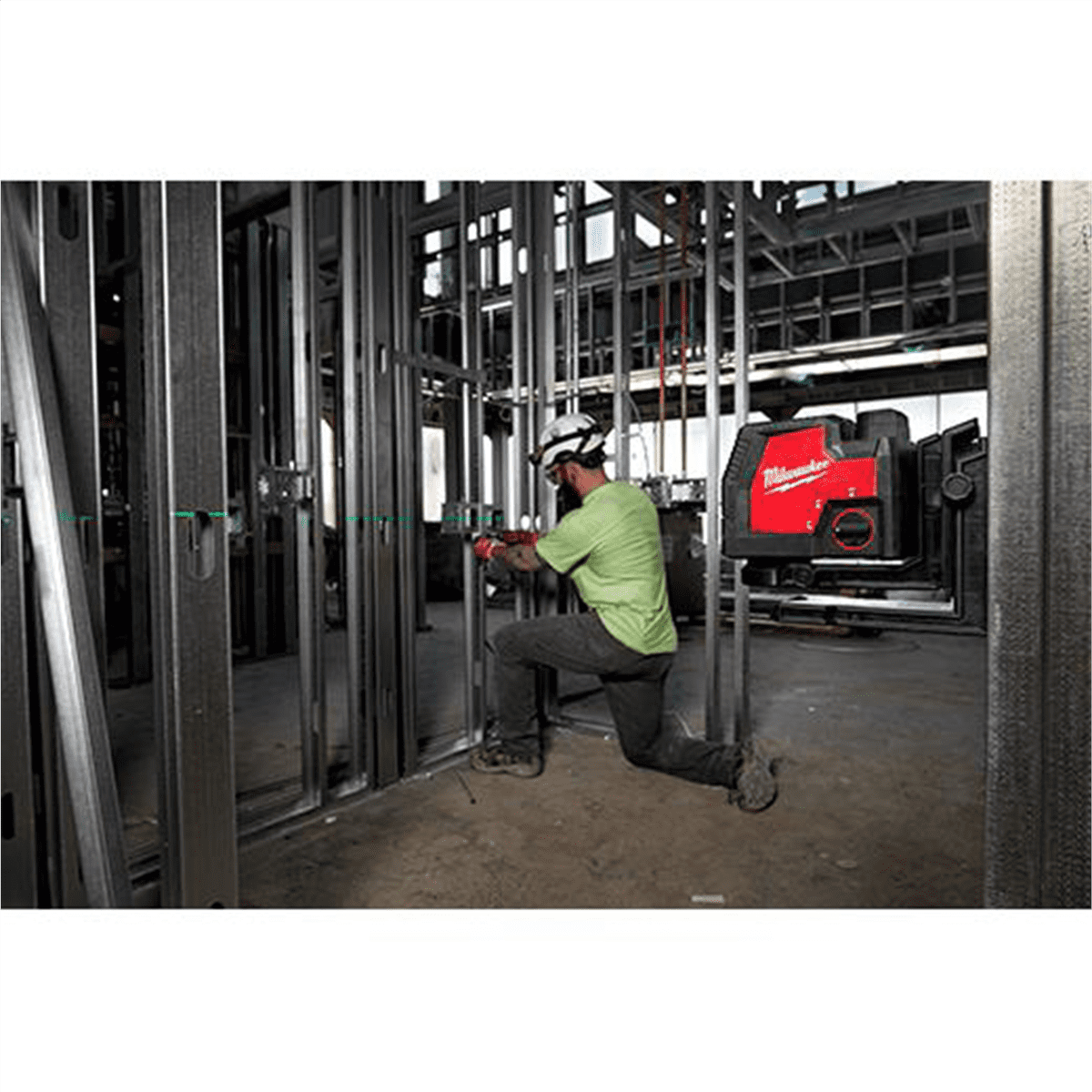 Milwaukee Tool USB Rechargeable Green Cross Line & Plumb Points Laser